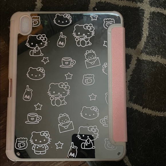 Hello Kitty Tablet Cover - White and Pink - Picture 3 of 3